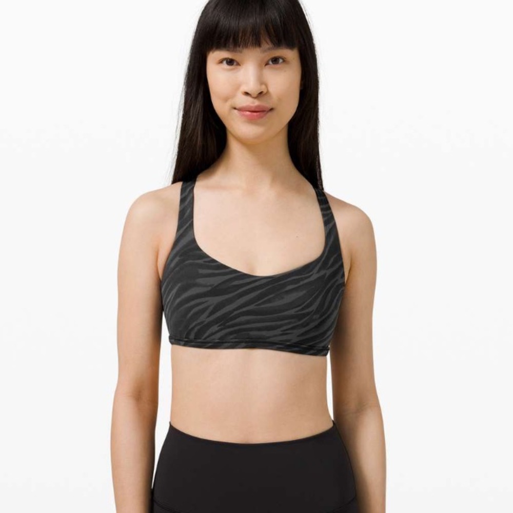 Lululemon Free to be Sports Bra